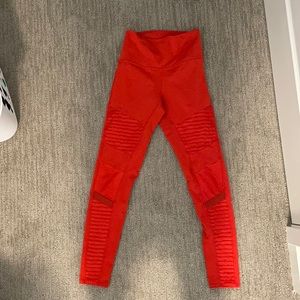 ALO YOGA MOTO LEGGING HIGH WAISTED